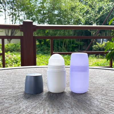 Bottiglie roll-on in plastica con logo personalizzato da 60 ml per opzioni ecologiche